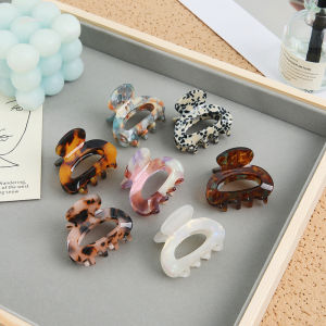 New Women Hair Claw Small 4.5cm Acetate Hair Clips Elegant Colorful Hollow Out Claw Clip Girls Hair Accessories Hairclip