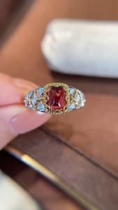 Montagne Jewelry 18K Pure Gold Ring Diamond Inset Vintage Design Fine Jewellery Natural 1.3 Carat Rubellite Ring