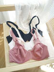 Large Size 85B Milk Silk Thin Bra Underwear Big Cup Invisible Breathable Comfortable Womens Home Clothes Fixed Strap Design