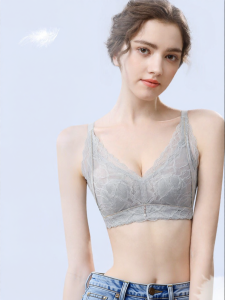 Patented Thin Large Chest Lace Latex Bra Air Cup No Steel Ring Beauty Back