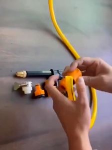 Connectors for Faucet Water Gun Connector Plastic Car Wash Joint Faucet Garden Water Connectors