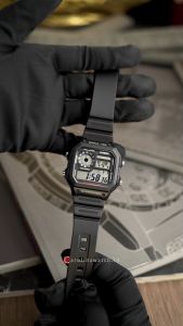 Jam Tangan Pria Casio AE-1200WH-1A Quartz Watch Black Dial Black Resin Band