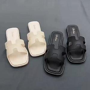 รองเท้าแตะผู้หญิง รองเท้าแฟชั่นเกาหลี รองเท้าแตะ ผ้าลาย ตัว H แบบสวม ผลิตจากผ้าสังเคราะห์เกรดดี นุ่ม