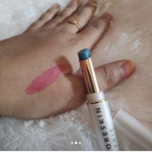 LIPSTIK MAGIC - MATEE-LIPSTIK AJAIB WARNA BISA BERUBAH SESUAI KONDISI HATI - MATEE MORESKIN LIPSTIK MAGIC- MELEMBABKAN - RINGAN DI BIBIR