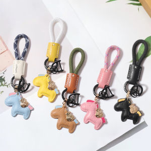 Elegant Car Keychain 2025 New Model Premium Feeling Lucky Money Hand Rope Small Pendant Jewelry for Men And Women