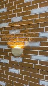 Natural Stone Wall Lamp Half Moon Shaped Wall Light Bedroom Bedside Atmosphere Wall Sconce Living Room Porch Decorative Lighting