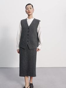 Eastern Light | Design-Sense Wool Vest Set