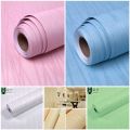 Wallpaper sticker dinding Motif Salur Garis Kream Putih Biru Pink Wallpaper Garis Timbul Motif Polos Timbul Salur Terlengkap Termurah Cocok Untuk Ruang Tamu Untuk Konten Unboxing Dekorasi Begroun Foto Grafer Ruangan Tertutup Meja Pintu Lemari Dasbor Mobil. 