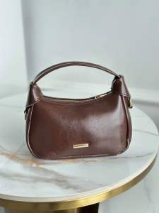 AMIRACO Tas Giana Selempang Soulderbag Leather Premium