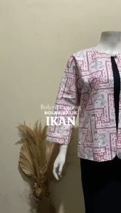Bolero Batik Bolak-Balik Lengan Panjang: Tampil Elegan di Setiap Acara