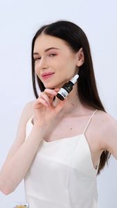 Serum Vitamin Wajah Dr Febrian: Solusi Perawatan Wajah Alami