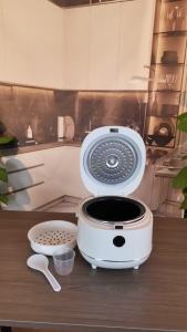 Nồi cơm điện tử dung tích 12 lít Gaabor RC-30T01A 5 chế độ nấu nồi cơm mini lòng nồi chống dính công suất 500W màu trắng - Bảo hành 12 tháng 1 đổi 1