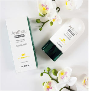 Dr.Oracle Daily Use Sunscreen Cream UV Protection for Men And Women Military Training Oil Control Isolation Facial Cream