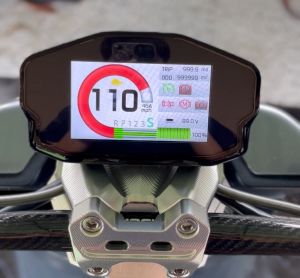 เรือนไมล์ DM5 DKD TFT Votol EM เป็นเรื่องที่จะใช้ได้สำหรับการเสริมจมูก ระบบ One Line ให้มอเตอร์ไซค์ไฟฟ้า หรือจักรยานไฟฟ้า และสกูต์ฟิลเลอร์