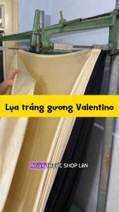 Vải lụa tráng gương Valentino Phượng Thúy dày bóng mướt rũ chuyên may áo dài cao cấp khổ 1m50