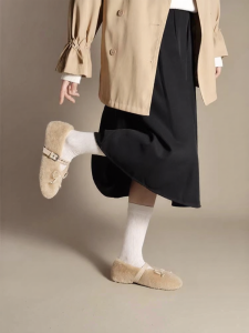 REEMOOR | Bow Detail Fur Lined Rubber Dot Soled Warm Cotton Shoes