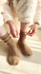 Tất Cổ Lông Cừu Siêu Mềm Giữ Ấm Cổ Cao Co Giãn Êm Chân Mùa Đông Chống Lạnh Dày Dặn Thoáng Khí Nhiều Màu