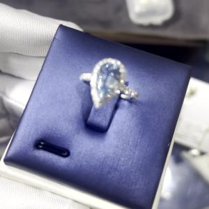 Montagne Jewelry 18k White Gold ring for women Teardrop 38 pcs Diamonds Inset Design Fine Jewellery Natural 1.55 Carat Flawless Aquamarine Ring