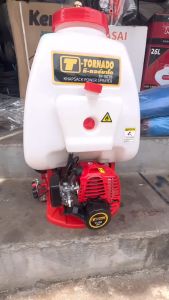 T-Tornado เครื่องพ่นยาสะพายหลัง 25 ลิตร TP-767TB ทอร์นาโด ปั๊มอลูมิเนียม/KASAI รุ่น KS-767-34F ปั๊มทองเหลือง 2 จังหวะ คาร์บูลูกลอย 25 ลิตร