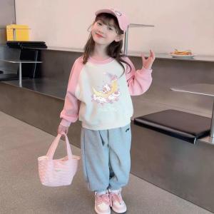 Girls Fashionable round Neck Fleece Lined Thickened Sweatshirt Hello Kitty Color Block Casual Style Autumn Winter Kids Clothes