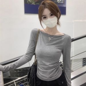 Áo Thun Dài Tay Ôm Vừa Vặn Cổ Chữ V Cho Nữ Mùa Thu 2025 Thiết Kế Gấp Gọn Mới Quần Áo Công Sở Phong Cách Hàn Quốc