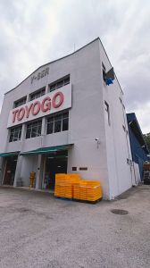 New Heavy-Duty Pallet 400x400x120mm for Industrial Storage / Transportation (HT4040)