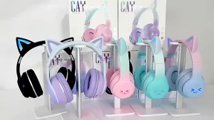BT618 Bluetooth Headset Wireless Glowing Cute Cat-Ear Headphones for Kids HiFi Stereo With Mic Foldable Over Ear Earphone Can insert card