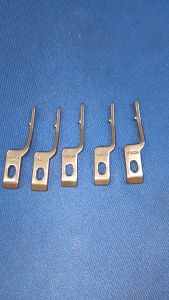 BOBBIN CASE FINGER POSITIONING FINGER 110-15609 FOR SEWING MACHINE JUKI MODEL DDL-5550