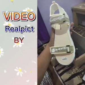 Sandal Empuk & Santai: Pilihan Terbaik untuk Semua Kesempatan