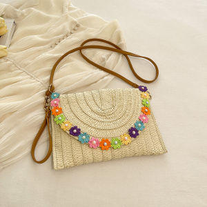 Summer Straw Woven Envelope Bag Womens New 2025 Floral Trendy Tassel Single Shoulder Slant Cross Bag High-End Sensation