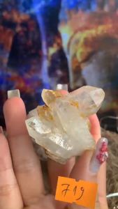 Cụm tinh thể đá Thạch Anh Lemurian còn đất pha lê tán sắt ngũ sắc vũ trụ cực mạnh 719
