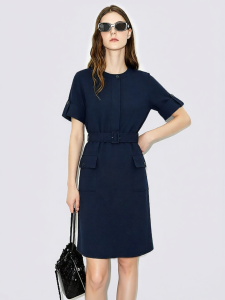AMII | Workwear Style Round Neck Belted Dress