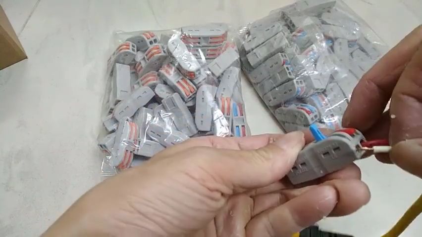 Cút nối dây điện đôi 2 pha 2 cổng vào 2 cổng ra PCT-222 250v 32a