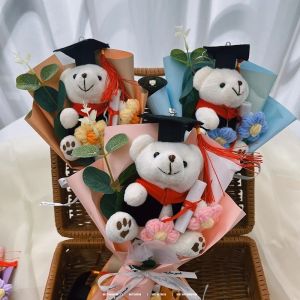 Doctor Bear Graduation Flower Bouquet Hand-Knitted Flower Bouquet Wedding Party Decor Valentines Day Gift