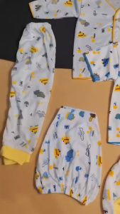 Arkan baby - PROMO HEMAT 6 PCS SETELAN PIAYAMA BAJU BAYI BARU LAHIR KARAKTER LITTLE DINO