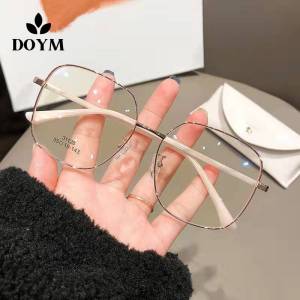 DOYM Fashion Metal Light Luxury Glasses for Women Casual Anti-blue Light Elegant Anti-radiation Computer Eyeglasses for Ladies Square Driving