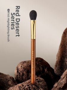 UN SHOP | Highlight & Blush Application Makeup Brush