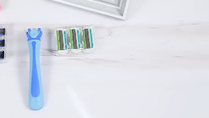 Dao Cạo Râu 6 Lớp Cho Cả Nam và Nữ