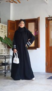 Abaya Ariel Gamis Jubah Hitam Arab Turki Turky Maroko Mesir Saudi Madinah Dubai India Murah Umroh Haji Mewah Premium Bordir Baju Muslimah Pabrik Abaya Bangil  Pakaian Wanita Simple Remaja Sporty Unik Syari JetBlack