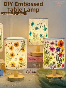 Pressed Flower Desk Lamp