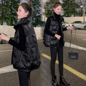 Womens down Vest 2024 Spring New Large Size Black Glossy Short Jacket Design Sense Shoulder Pad Vest Ladies Outerwear