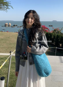 Original Design Luself Peacock Blue Soft Fleece Single Shoulder Crossbody Bag Large Capacity Bucket Bag for Autumn And Winter