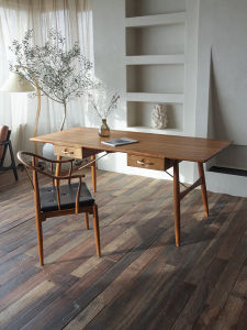 Nordic Style Solid Wood Desk With Drawer