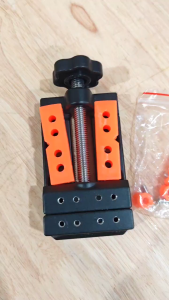 QBLADE Kit Bor Meja Penjepit Kecil 88676 Satu Set