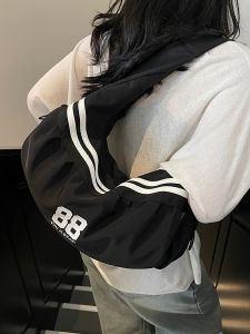 Large Capacity Dumpling Shape Canvas Shoulder Bag Womens Commuter Bag Cloud Design Nylon Cloth Sports Bag Korean Style Soft