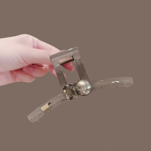 Large Size Shark Hair Clip Womens Fashion Pearl Jelly Grey Hair Clip Stylish Hair Accessories behind the Head Hair Gripper