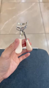 Kẹp Bấm Mi Cong Gấp Đôi Ôm Sát Mí UUYP - K528