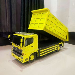 Miniatur dump truk bisa jungkit buat mainan anak angkut pasir