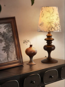 DGY | Retro Style Solid Wood Bedside Lamp for Bedroom Living Room Study