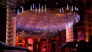 LED Meteor Shower Rain Lights Waterproof Falling Raindrop Fairy String Light for Christmas Holiday Party Patio Decor 30/50CM